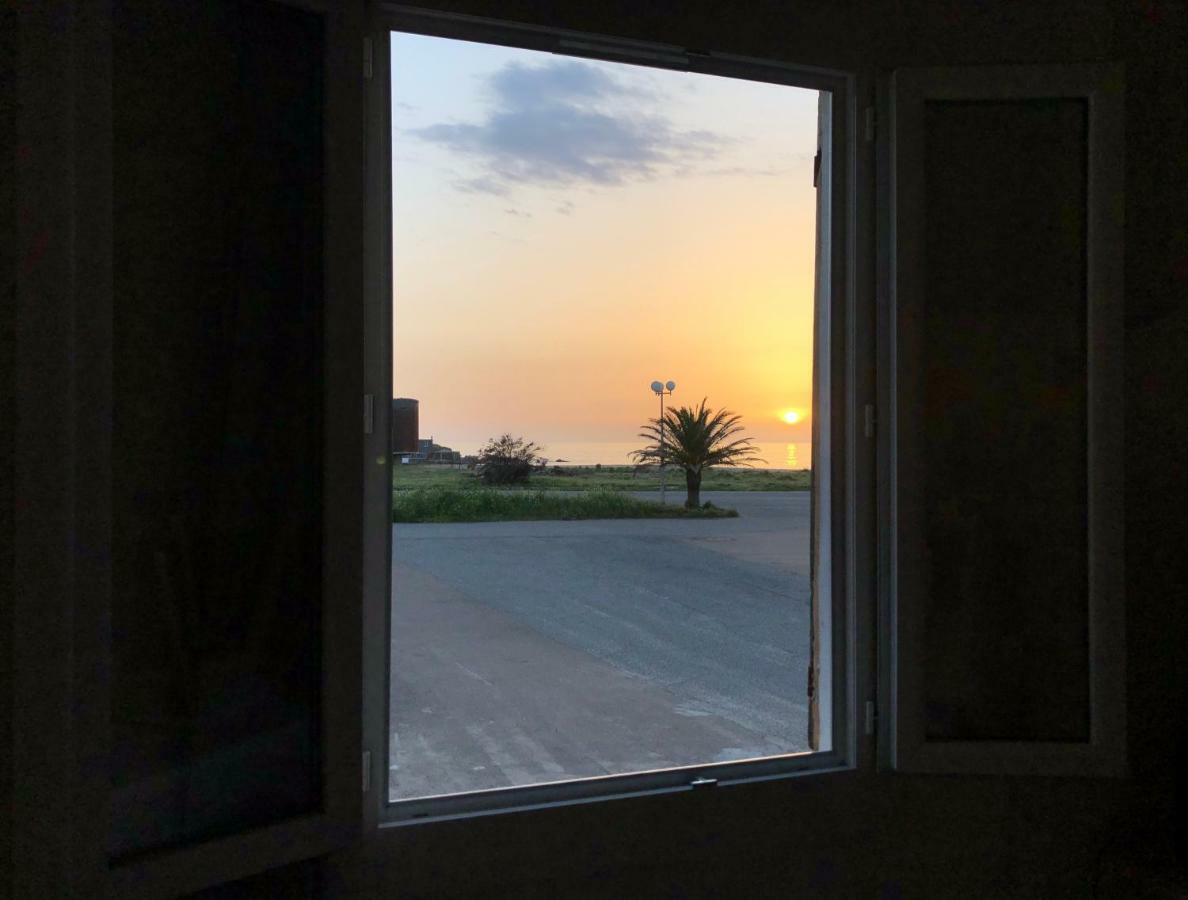 Magnifique Appartement Devant La Plage 普罗普里亚诺 外观 照片